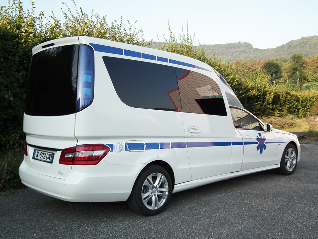 Ambulance Mercedes Bonna | C. Miesen