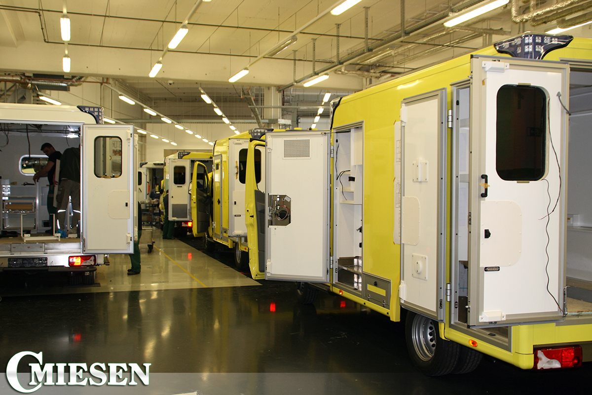 Transformation d'ambulances | C. Miesen